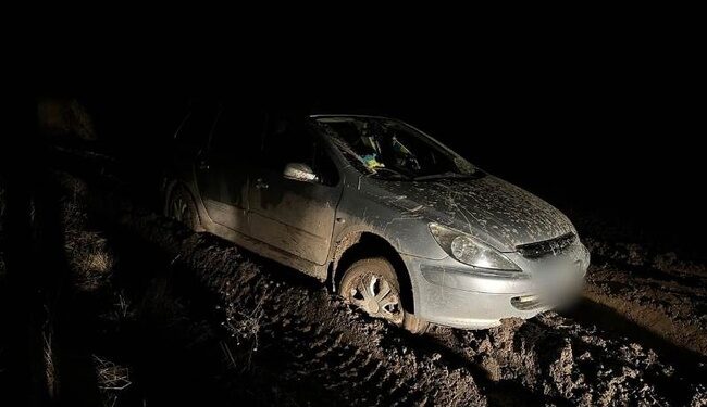 На Миколаївщині молодик відібрав автівку у знайомої