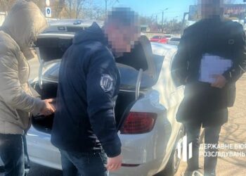 На Одещині висунуте обвинувачення правоохоронцям, які торгували наркотиками