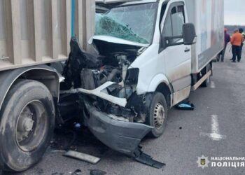 На Уманщині сталася потрійна ДТП: один чоловік загинув (ФОТО)