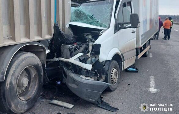 На Уманщині сталася потрійна ДТП: один чоловік загинув (ФОТО)