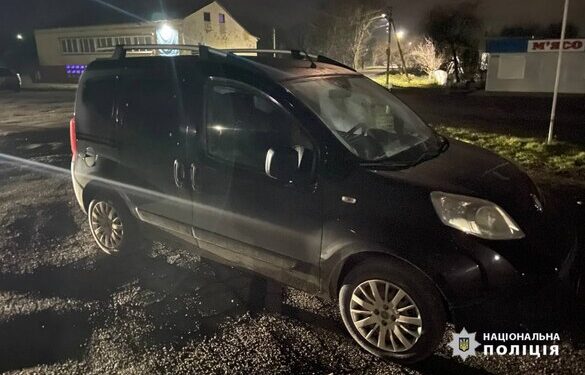 На Уманщині водійка збила на узбіччі підлітка
