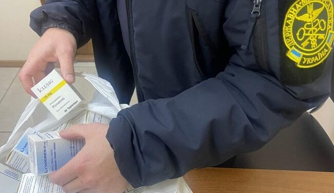 Незадекларовані лікарські засоби на 2,3 млн грн вилучили одеські митники