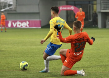 «Олександрія» на виїзді громить «Металіст 1925»