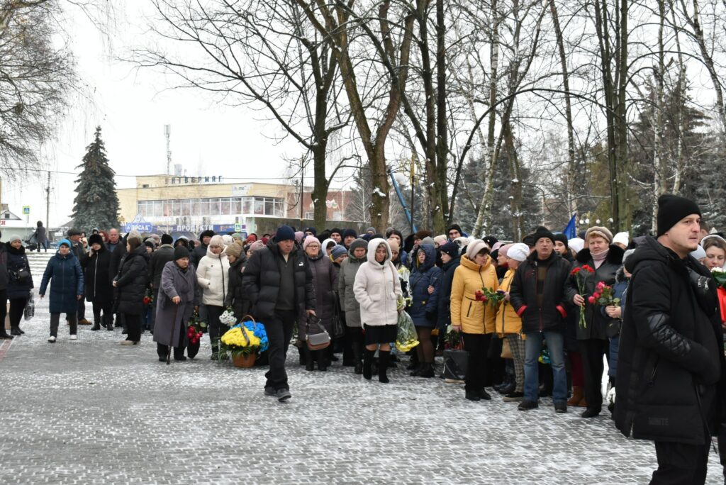 на відкритті алеї пам'яті