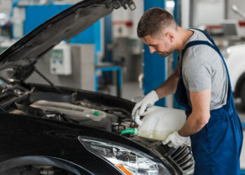 Поради для автомобілістів – яка обрати омивач на зиму | Новости Запорожья