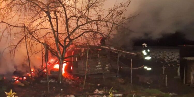 Пожежа на Монастирищині сталася 16 грудня – згоріло господарство