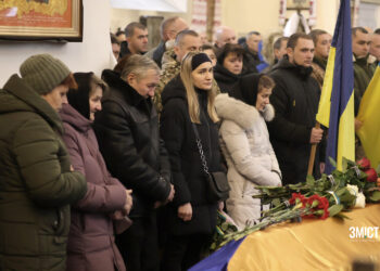 Прощання у Полтаві з двома воїнами 13 грудня – ПОЛТАВА СЬОГОДНІ