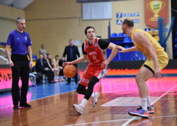 Рівне в напруженому матчі переміг Старий Луцьк – Федерація баскетболу України
