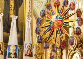 “Слава Богу на небесах, а на землі хай буде мир!”: коли і де розпочнеться ювілейний фестиваль “Коляда на Майзлях”
