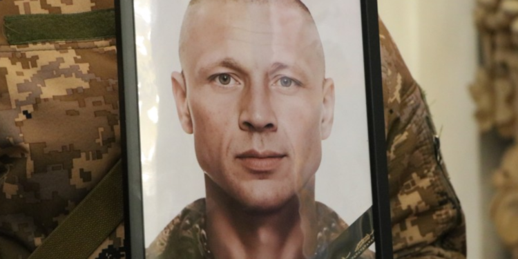 Солдат Ярослав Товстий з Полтави помер від тяжких поранень