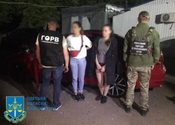 Справу однієї з груп перевізників ухилянтів, затриманих в липні, скерували до суду