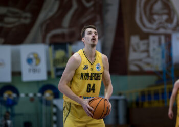 Суперліга Favbet: кращі гравці першого кола за підбираннями – Федерація баскетболу України