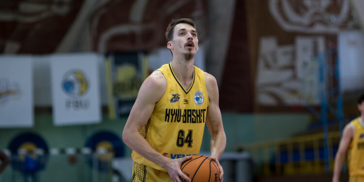 Суперліга Favbet: кращі гравці першого кола за підбираннями – Федерація баскетболу України