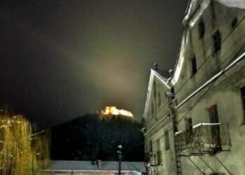 У Кременці більше не підсвічують руїни на Замковій горі