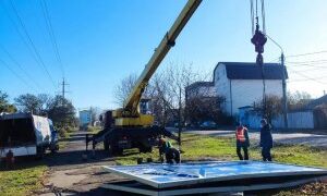 У Миколаєві продовжується демонтаж покинутих та незаконно встановлених рекламних конструкцій » Миколаївський Оглядач
