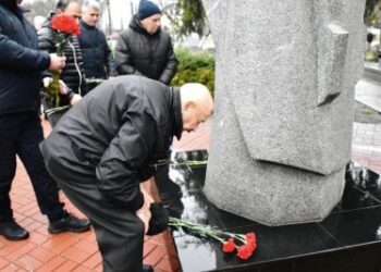 У Миколаєві вшанували учасників ліквідації наслідків аварії на Чорнобильській АЕС » Миколаївський Оглядач