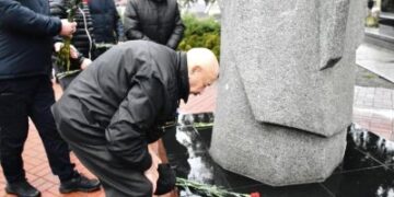У Миколаєві вшанували учасників ліквідації наслідків аварії на Чорнобильській АЕС » Миколаївський Оглядач