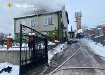У Шумську 7 грудня горів будинок