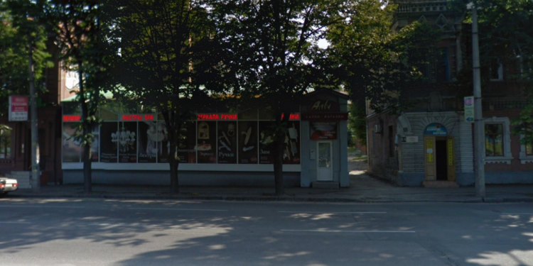 У Запоріжжі демонтують рекламні вивіски російською мовою – за якими адресами | Новости Запорожья