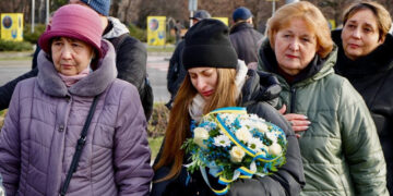 У Запоріжжі на Алеї Героїв встановили ще 34 призм | Новости Запорожья