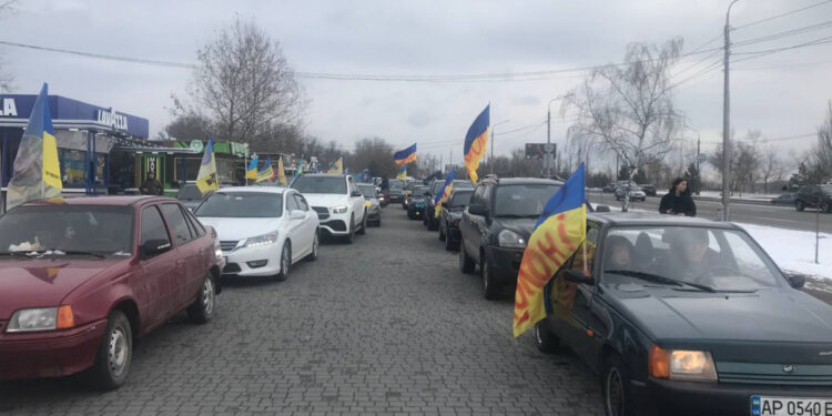 У Запоріжжі рідні військовополонених провели акцію до Різдва – що відомо | Новости Запорожья