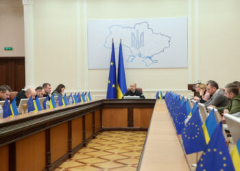 “Україна отримала можливість імпортувати з Європи додаткові 500 МВт електроенергії”, – Денис Шмигаль