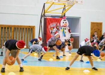 В регіонах України пройшли традиційні баскетбольні різдвяні фестивалі та естафети – Федерація баскетболу України