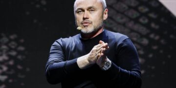 В росії активи виробника горілки «Хортиця» що належать українському бізнесмену Євгену Черняку, хочуть передати в управління Росмайну – Экономика