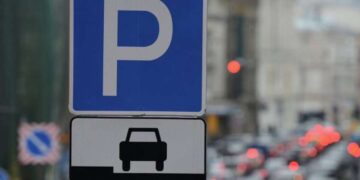 В Україні хочуть підвищити штрафи за неправильне паркування для певної категорії водіїв |