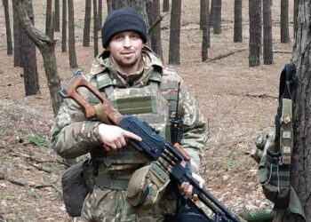 Військового з Чорнобаївщини нагородили нагрудним знаком