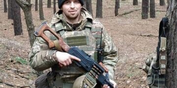 Військового з Чорнобаївщини нагородили нагрудним знаком