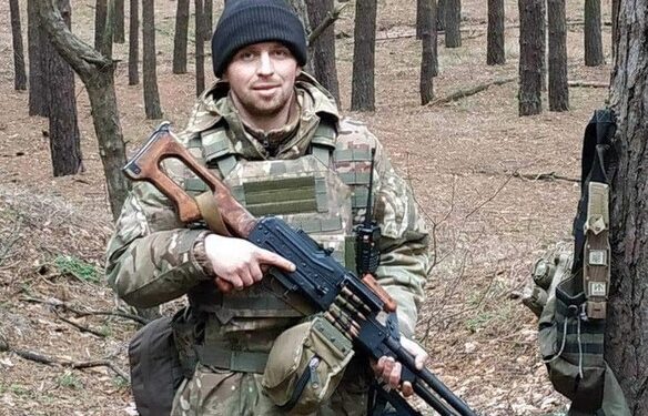 Військового з Чорнобаївщини нагородили нагрудним знаком