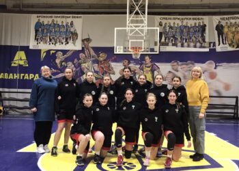 ВЮБЛ серед дівчат 2009 року: СДЮСШОР №5-ДФКС та Франківськ-ІФОДЮСШ розпочали другий етап з трьох перемог – Федерація баскетболу України