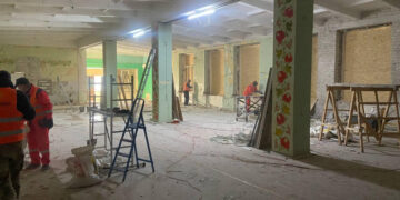 Волонтери відновлюють Хортицьку національну навчально-реабілітаційну академію | Новости Запорожья