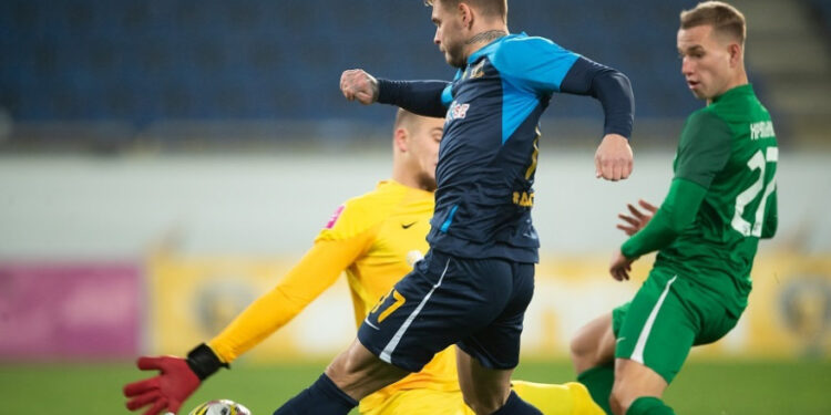 «Ворскла» переграє «Дніпро-1»…