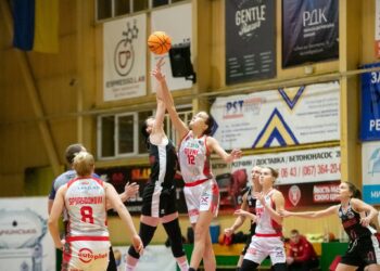 Жіноча Суперліга: відеотрансляція матчів 3 грудня – Федерація баскетболу України