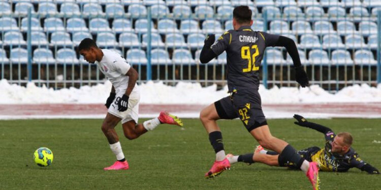 «Зоря» і «Рух» також без голів