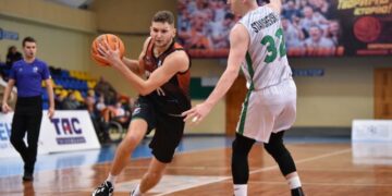 Черкаські Мавпи вдома перемогли Політехніку-Галичину у матчі Суперліги | Баскетбол |