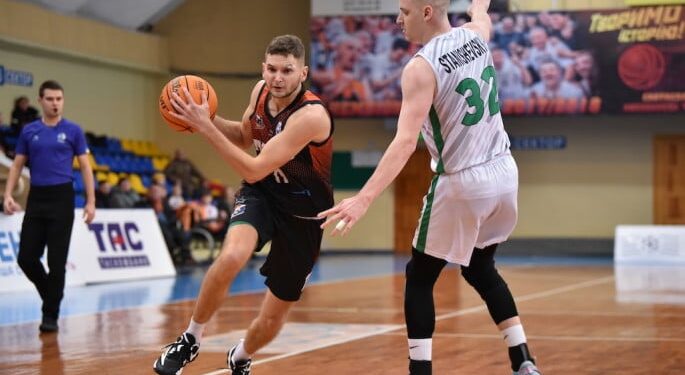 Черкаські Мавпи вдома перемогли Політехніку-Галичину у матчі Суперліги | Баскетбол |