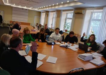 У Запоріжжі продовжують виплати тим, чиє житло постраждало | Новини Запоріжжя