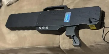 Компанія «Антидрон Україна» створила нову рушницю для боротьби з FPV-дронами — ТЕХНОЛОГИИ