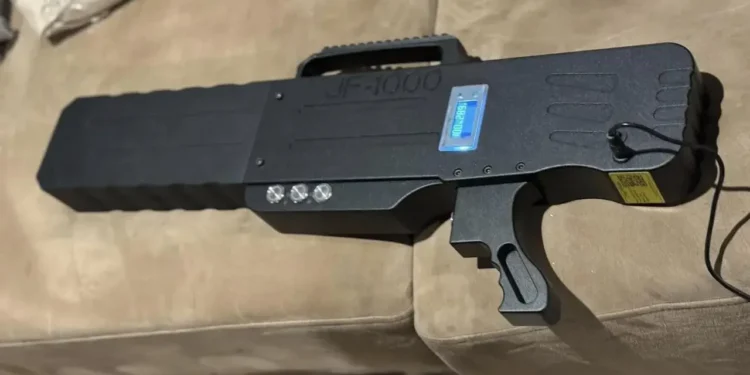 Компанія «Антидрон Україна» створила нову рушницю для боротьби з FPV-дронами — ТЕХНОЛОГИИ