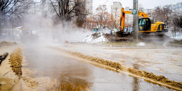 Аварія на тепломережі сталася в Полтаві- ПОЛТАВА СЬОГОДНІ
