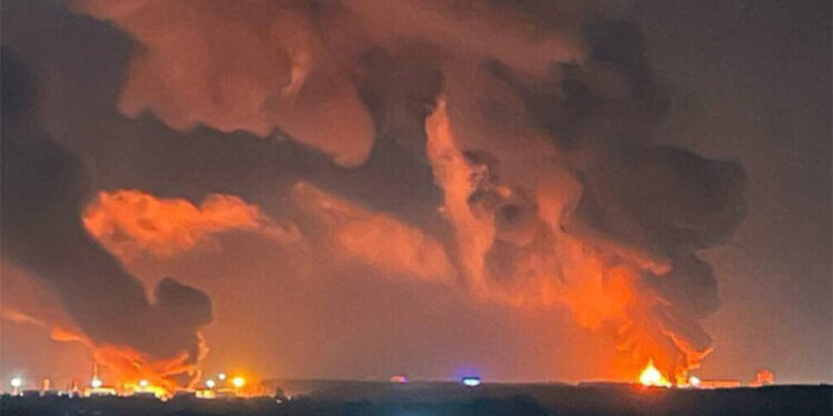 «Бавовна» у Росії: у Брянську влучили у військовий завод, а у Шойгу визнали, що більшість дронів ППО «пропустила» |Новини Вінниці