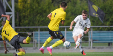 Безпрограшний серіал юнаків «Руху» перервав лише «Шахтар»