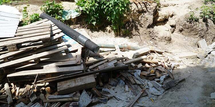 Будова на Шпитальній – у забудованика провели обшук, кажуть у поліції