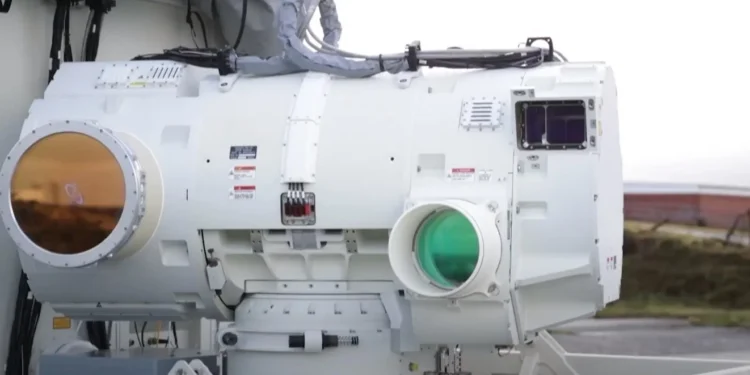 Військові Великобританії вперше показали застосування лазерної зброї DragonFire — ТЕХНОЛОГИИ