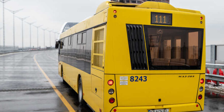 У Києві кардинально змінять проїзд громадського транспорту: маршрути | Новини Київ