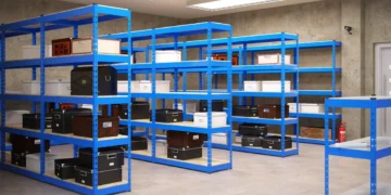 Выбор Идеальных Стеллажей для Гаража: Полезные Советы