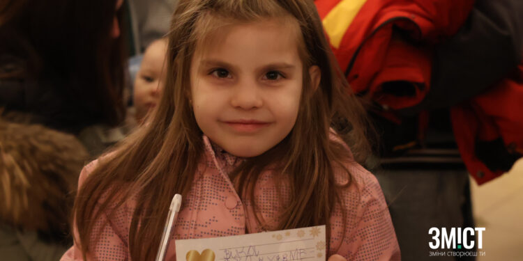 Діти у Полтаві пишуть захисникам ФОТО – ПОЛТАВА СЬОГОДНІ